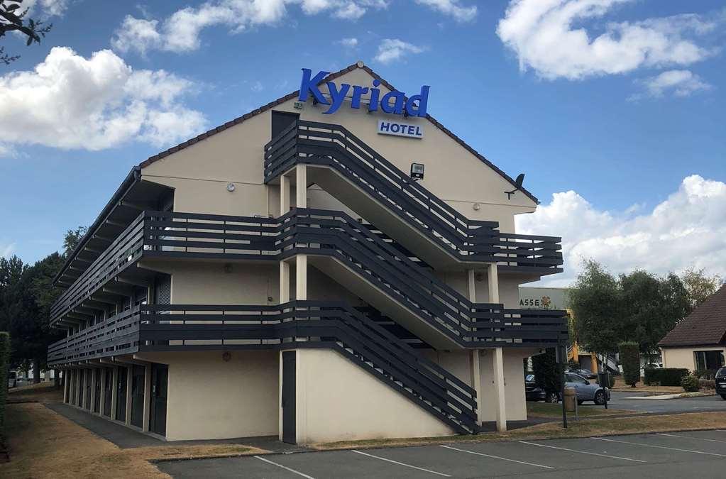 Kyriad Lille - Roncq Exterior photo