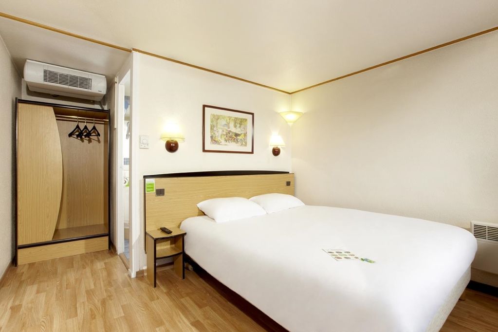 Kyriad Lille - Roncq Room photo
