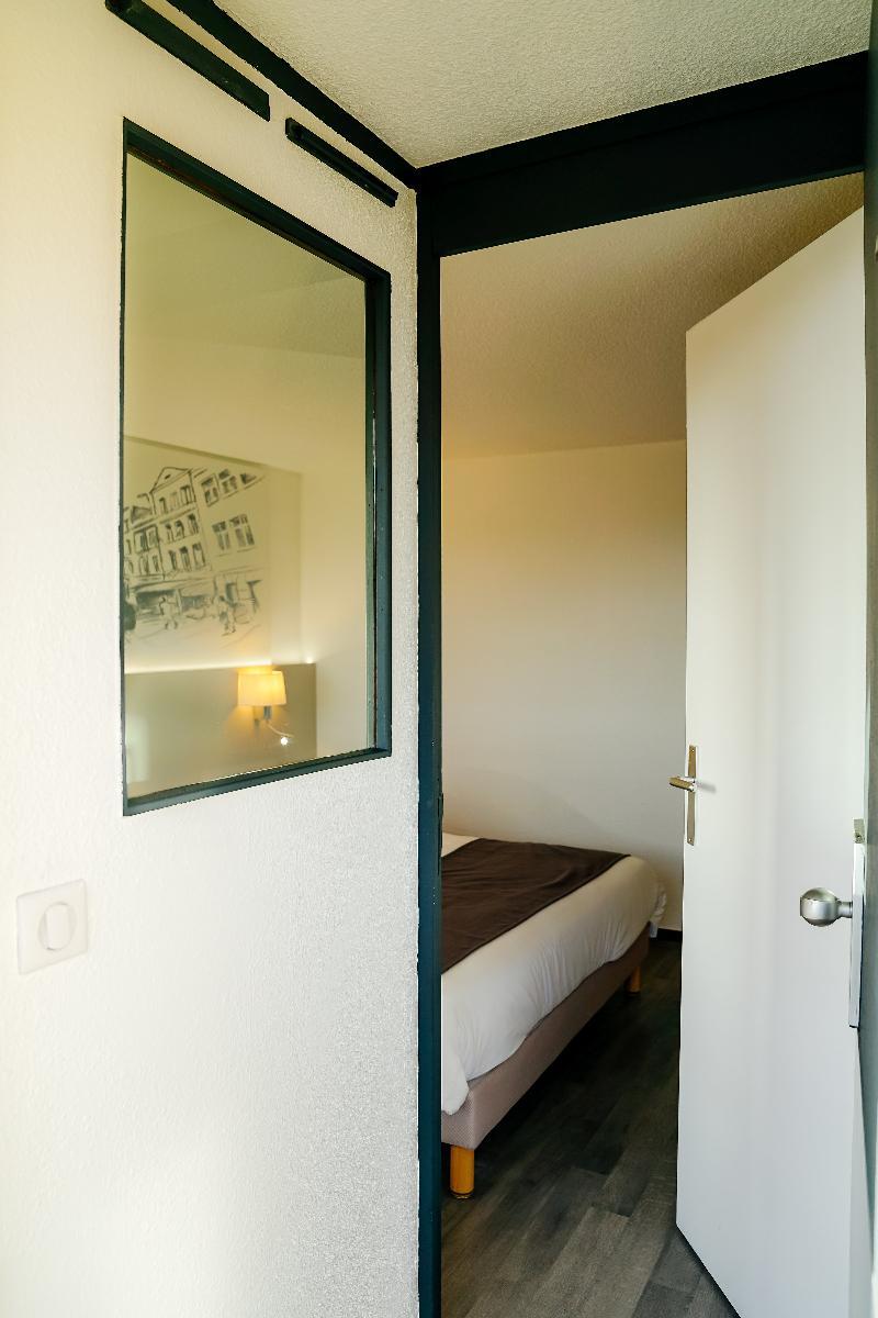 Kyriad Lille - Roncq Exterior photo